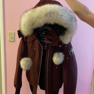 Moose Knuckles Puff Down Jacket size small burgundy
